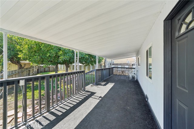 Detail Gallery Image 4 of 35 For 2755 Arrow Highway, La Verne,  CA 91750 - 2 Beds | 2 Baths