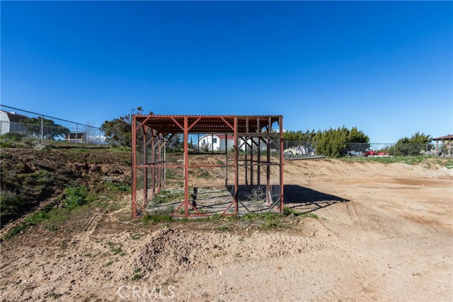 Detail Gallery Image 51 of 62 For 6572 Merced, Oak Hills,  CA 92344 - 4 Beds | 3 Baths