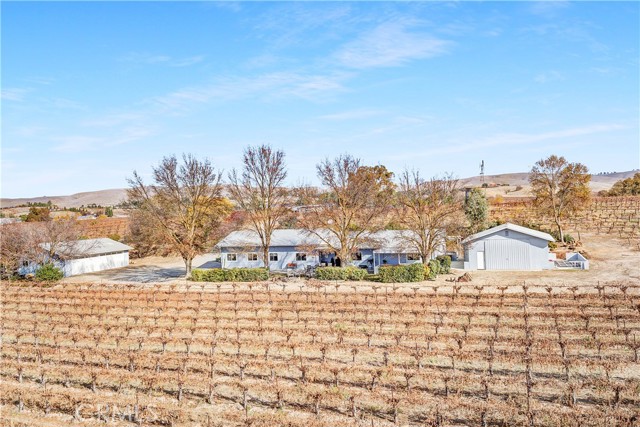 Detail Gallery Image 73 of 74 For 4540 E Highway 41, Paso Robles,  CA 93446 - 7 Beds | 3/1 Baths