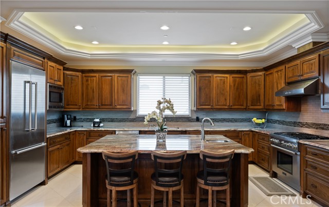 1407 S Catalina Avenue, Redondo Beach CA: https://media.crmls.org/medias/ffdf3c47-9287-4ad0-a63f-a6983aa89fa5.jpg