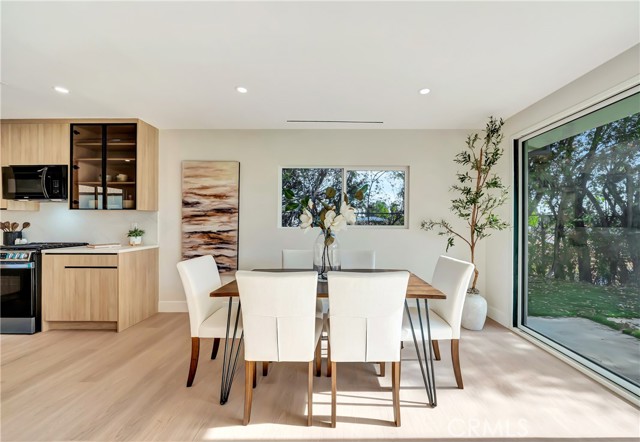 Detail Gallery Image 18 of 42 For 22500 Baltar, West Hills,  CA 91304 - 4 Beds | 3 Baths