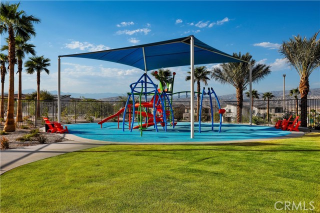 Detail Gallery Image 11 of 18 For 75205 Radford Dr, Palm Desert,  CA 92211 - 4 Beds | 4/1 Baths