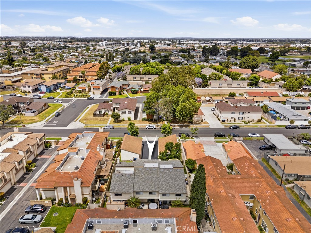 MLS #OC26119486 image #3