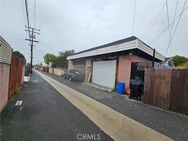 18119 S Denker Avenue, Gardena CA: https://media.crmls.org/medias/ffe0e84e-8982-4dbf-b32c-81e3ca6c9cd3.jpg