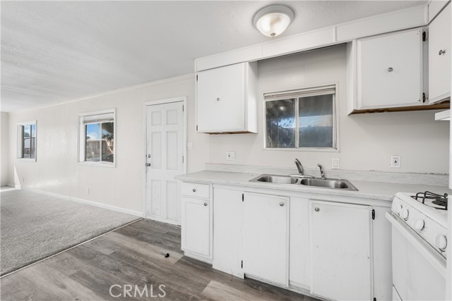 Detail Gallery Image 14 of 29 For 2013 Windharp, Rosamond,  CA 93560 - 2 Beds | 1 Baths