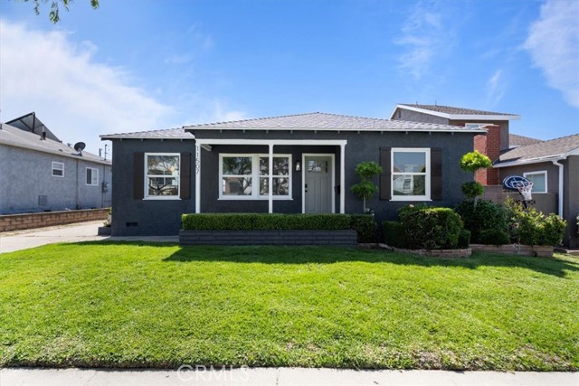 MLS# WS23115406