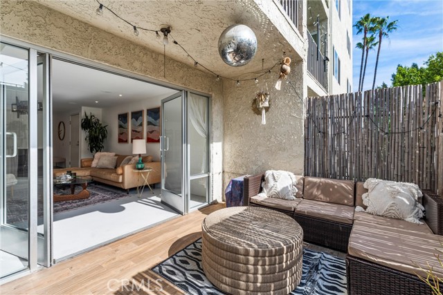 1230 Horn Avenue, West Hollywood CA: https://media.crmls.org/medias/ffe1b948-f763-4715-8c32-a6361e2459d0.jpg