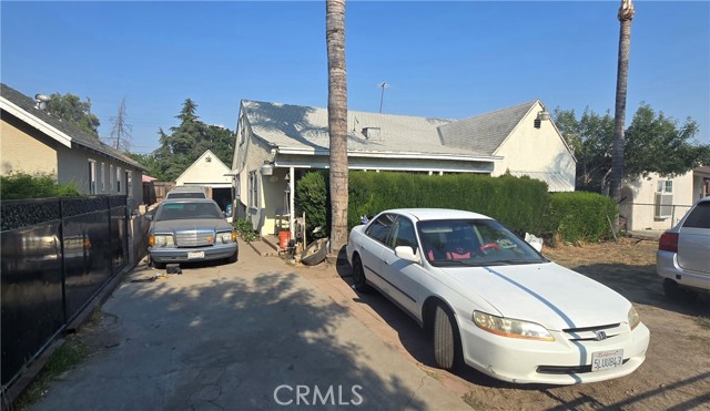 1155 Belvan Avenue, San Bernardino CA: https://media.crmls.org/medias/ffe20458-e725-41dd-aaa3-7a14418fc8e1.jpg