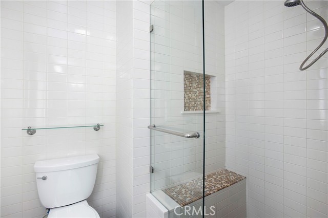 15 Calle Albarda, Rancho Santa Margarita CA: https://media.crmls.org/medias/ffe21314-78d7-40ed-bb75-7700709df199.jpg