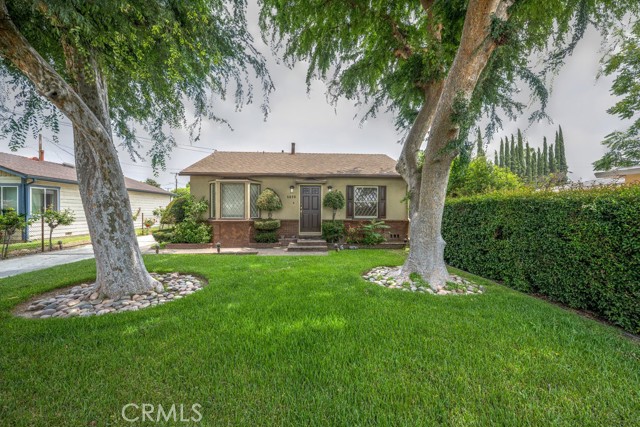 5026 Florinda Avenue, Temple City CA: https://media.crmls.org/medias/ffe28d4e-0f8e-4f80-b1c7-0bdc25666330.jpg