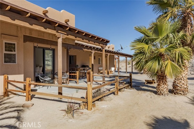 Detail Gallery Image 48 of 58 For 7030 Mile Square Rd, Joshua Tree,  CA 92252 - 3 Beds | 3 Baths