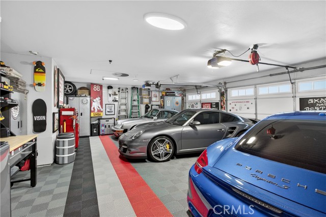 Image 22 of 33 For 731 Ridgeview