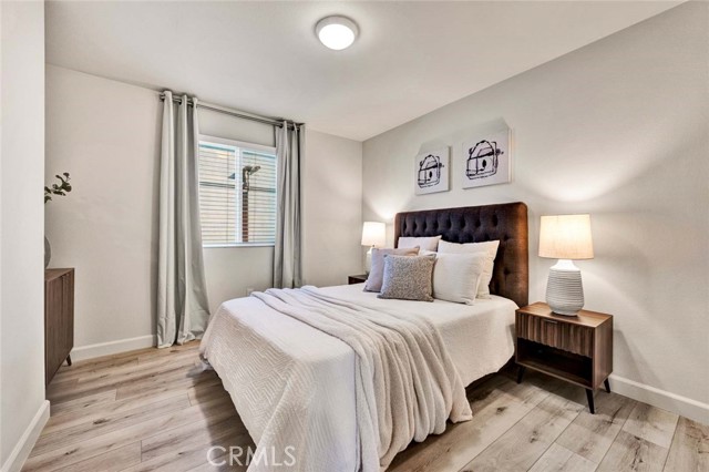 Detail Gallery Image 13 of 21 For 813 S Anaheim Bld #101,  Anaheim,  CA 92805 - 3 Beds | 2/1 Baths