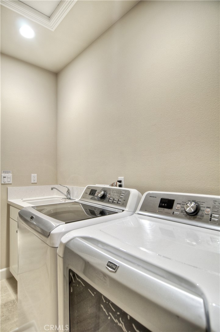 MLS #OC25228348 image #24