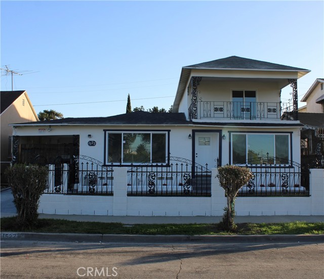 Detail Gallery Image 2 of 69 For 1522 E 123rd, Los Angeles,  CA 90059 - 6 Beds | 5 Baths