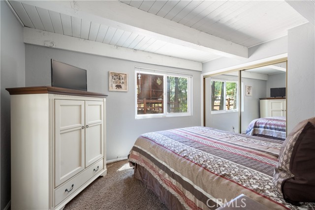 41747 Comstock Lane, Big Bear Lake CA: https://media.crmls.org/medias/ffe4b8c1-1c5b-4cd0-a11e-f8ac2a73e3e0.jpg