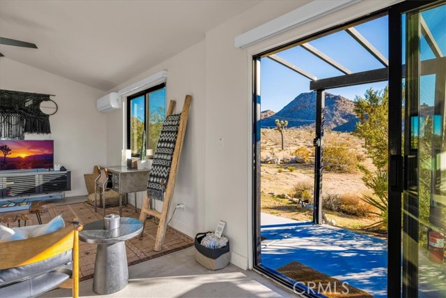 8729 Rock Haven Road, Joshua Tree CA: https://media.crmls.org/medias/ffe53f0a-0c11-4736-aebe-514e2128e3cc.jpg