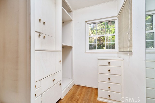 644 W 10th Street, Claremont CA: https://media.crmls.org/medias/ffe63966-0a0f-4fde-810d-04fd5b4d923b.jpg