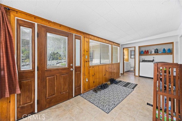 4111 Grant Trail, Frazier Park CA: https://media.crmls.org/medias/ffe69e88-4c8c-4746-949d-85d374902007.jpg