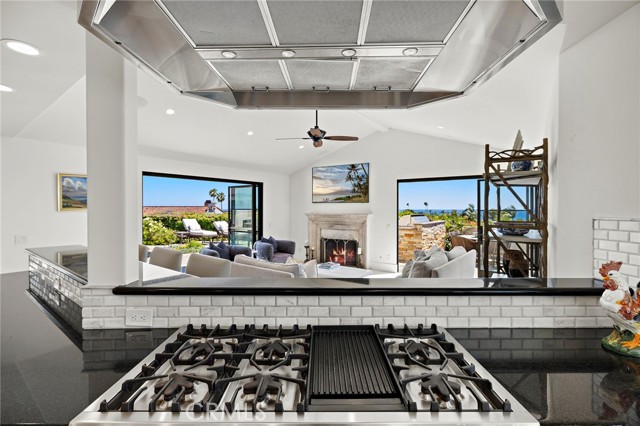 23012 Bering Sea Drive, Dana Point CA: https://media.crmls.org/medias/ffe6cbe2-3904-430a-af37-5a883ca91b10.jpg