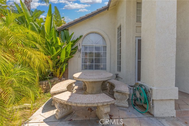 589 S Sutter Avenue, San Bernardino CA: https://media.crmls.org/medias/ffe6e688-aa43-4665-a4db-cb6d4fe60c92.jpg