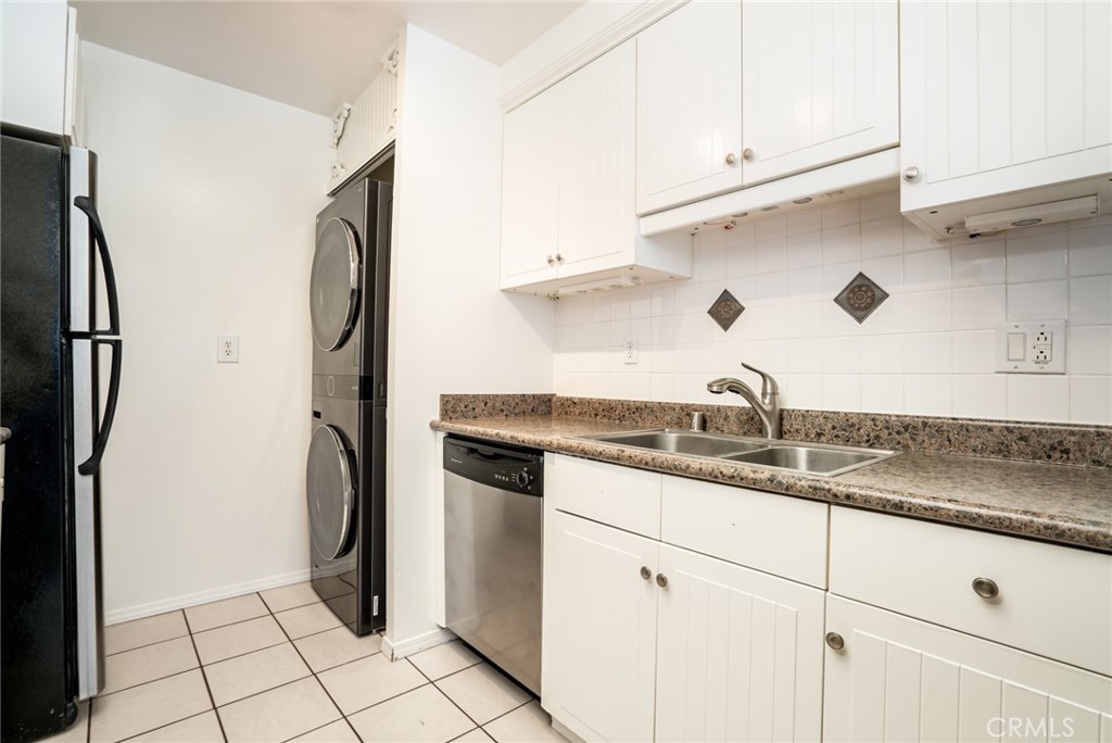 MLS #OC25270161 image #9