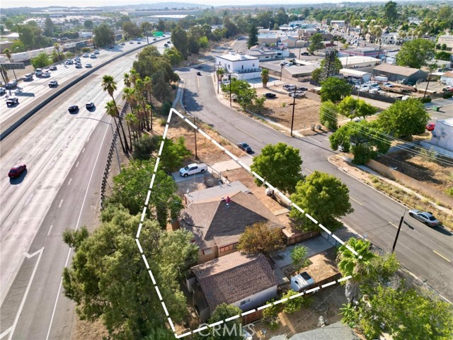 207 E 5th Street, Beaumont CA: https://media.crmls.org/medias/ffe74339-2e74-41c0-89bd-6b9fa51231d9.jpg