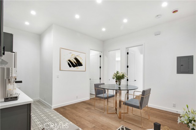 Detail Gallery Image 9 of 33 For 5512 Long Beach Bld, Long Beach,  CA 90805 - – Beds | – Baths