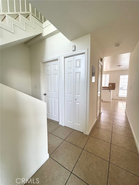 Detail Gallery Image 7 of 40 For 14506 S Berendo Ave #C,  Gardena,  CA 90247 - 3 Beds | 2/1 Baths