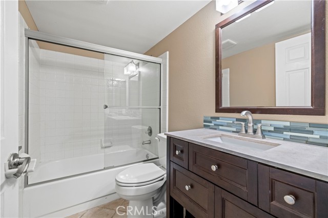 Detail Gallery Image 24 of 58 For 28711 Howard Marrie Ct, Saugus,  CA 91390 - 4 Beds | 3 Baths
