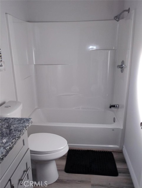 Detail Gallery Image 4 of 5 For 1901 N Grape, Compton,  CA 90222 - 1 Beds | 1 Baths