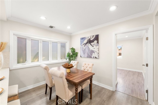 6019 Greentop Street, Lakewood CA: https://media.crmls.org/medias/ffe8e8d1-0007-442b-8eb9-8be4b48ea7b0.jpg