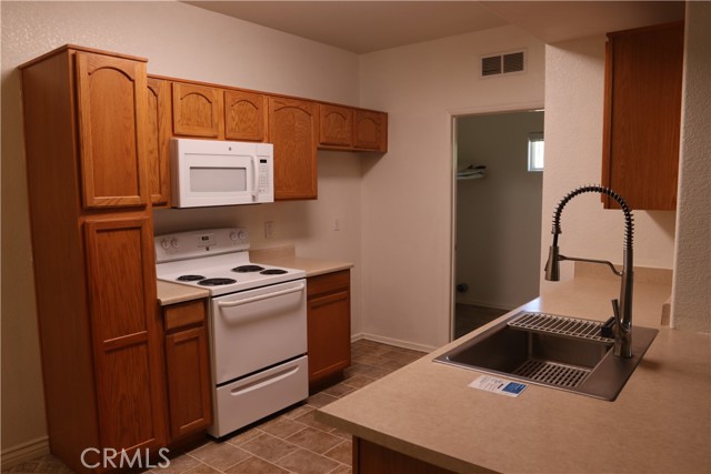 Detail Gallery Image 7 of 17 For 41410 Juniper #1724,  Murrieta,  CA 92562 - 2 Beds | 2 Baths
