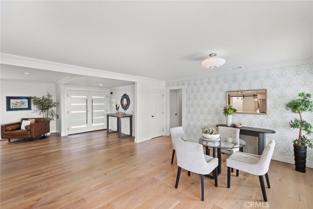 MLS #OC25253607 image #22