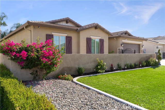 Detail Gallery Image 5 of 43 For 9119 Claro De Luna Dr, Bakersfield,  CA 93314 - 4 Beds | 2/1 Baths