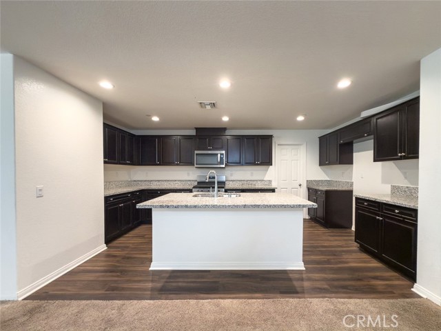 Detail Gallery Image 11 of 19 For 32297 Wild West Ct, Winchester,  CA 92596 - 4 Beds | 2 Baths