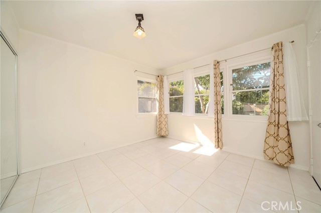 Drew Fenton | 433 S Bundy Drive Los Angeles CA | MLS: 7457083