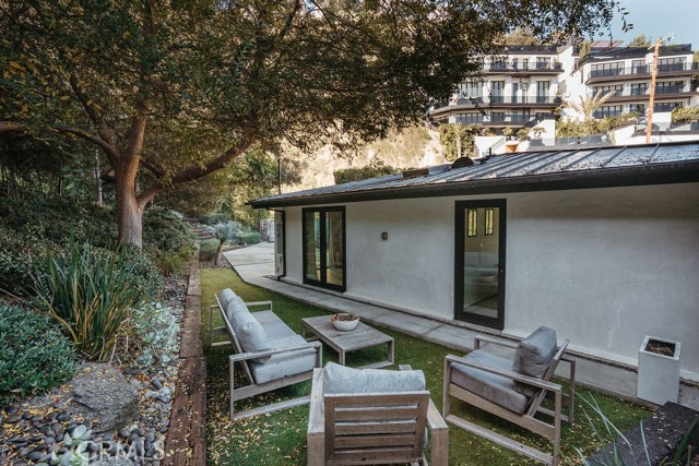 Detail Gallery Image 39 of 44 For 8130 Gould, Los Angeles,  CA 90046 - 3 Beds | 3/1 Baths