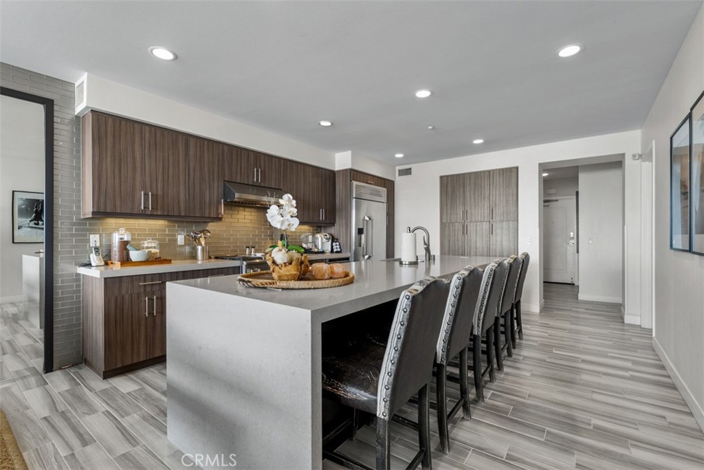 700 The Strand - photo 17