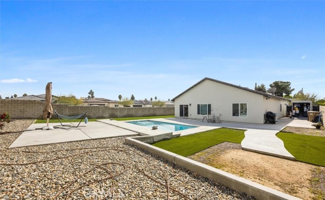 Detail Gallery Image 33 of 37 For 3822 Zamora, Bakersfield,  CA 93306 - 4 Beds | 2 Baths