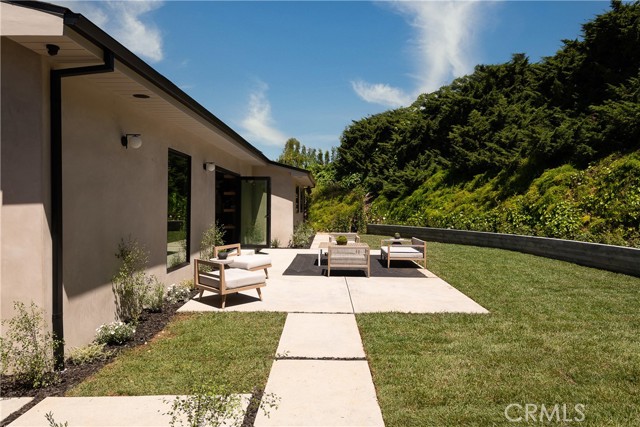 Detail Gallery Image 40 of 40 For 14404 Glorietta Dr, Sherman Oaks,  CA 91423 - 3 Beds | 3/1 Baths