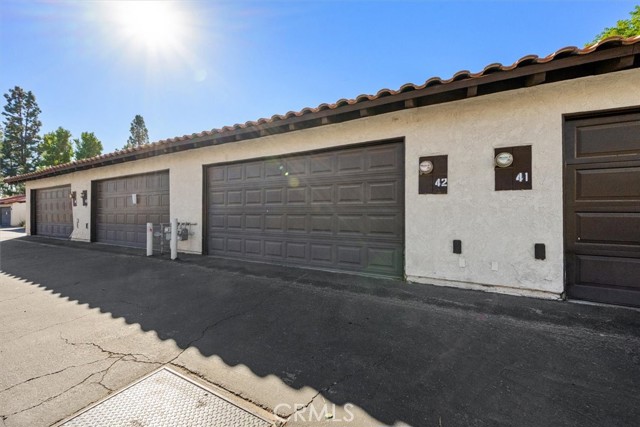 Detail Gallery Image 5 of 40 For 1077 Santo Antonio Dr #42,  Colton,  CA 92324 - 2 Beds | 1/1 Baths