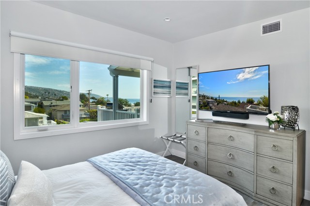 Detail Gallery Image 22 of 26 For 168 Fairview, Laguna Beach,  CA 92651 - 2 Beds | 1 Baths