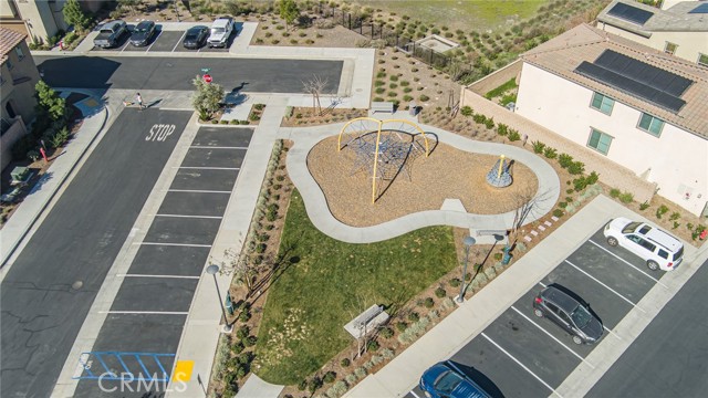 Detail Gallery Image 4 of 44 For 29486 Marx Way, Winchester,  CA 92596 - 4 Beds | 2/1 Baths