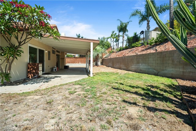 13006 August Circle, Riverside CA: https://media.crmls.org/medias/ffef264a-f517-484e-9691-956d139d98c9.jpg