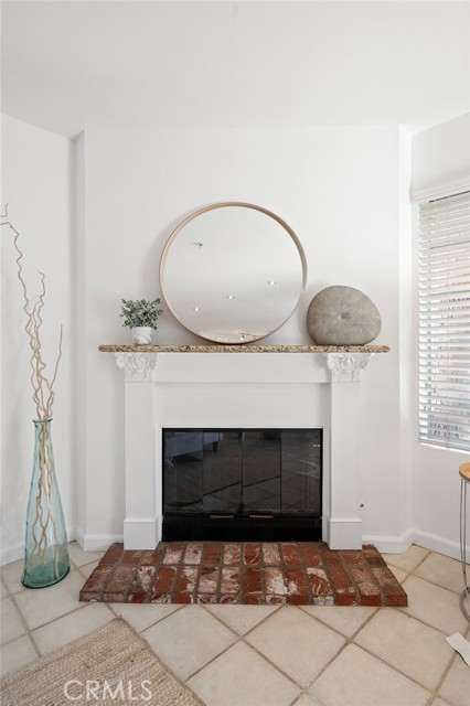 Detail Gallery Image 3 of 32 For 707 W 4th St #1,  Long Beach,  CA 90802 - 0 Beds | 1 Baths