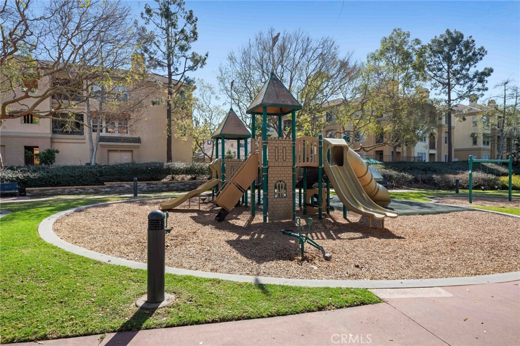 MLS #OC25249252 image #41