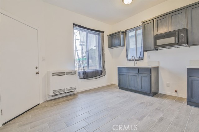 Detail Gallery Image 24 of 66 For 6207 S Figueroa St, Los Angeles,  CA 90003 - – Beds | – Baths
