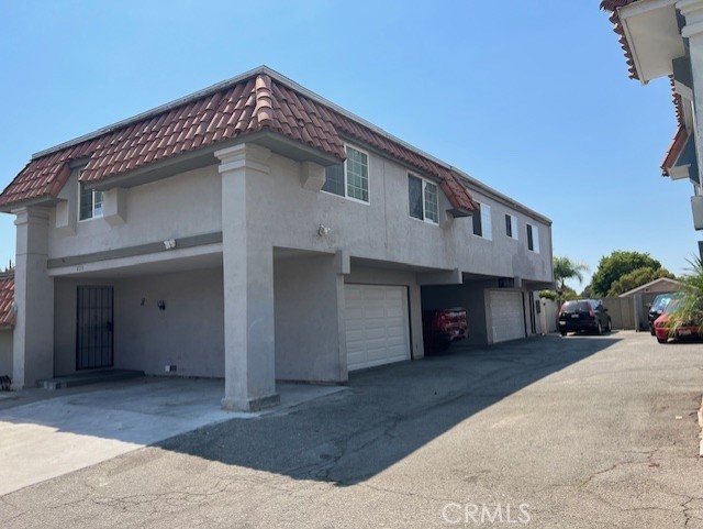 820 N Adele St, Orange, CA 92867