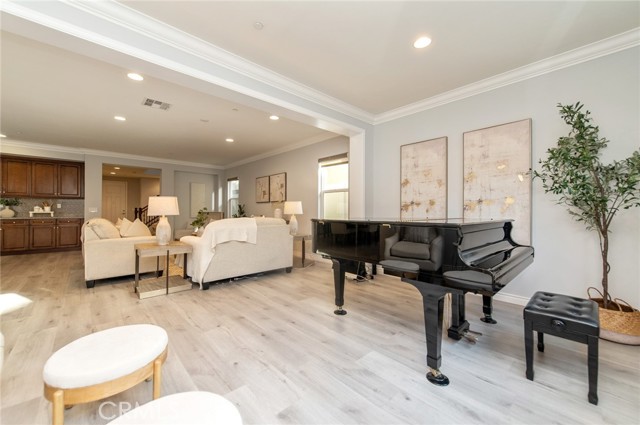 Detail Gallery Image 13 of 48 For 7757 Horizon, Chino,  CA 91708 - 4 Beds | 3/1 Baths